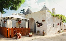 Trulli Borgo Lamie